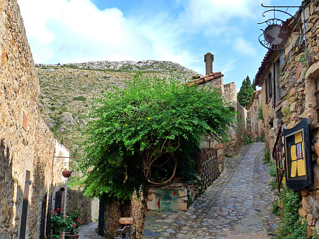 Village Medieval de Castelnou景点图片