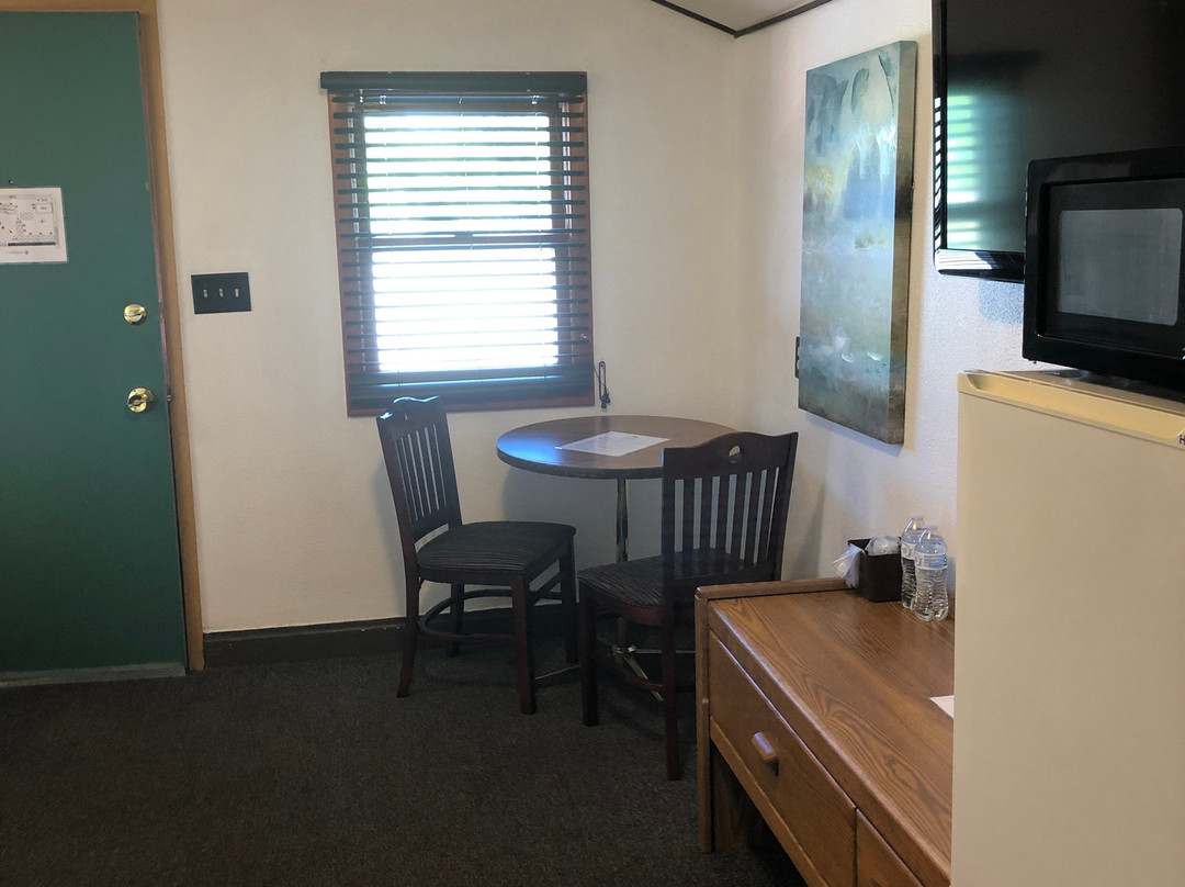 Hilltop Lodge And Cabins by Venserra主图