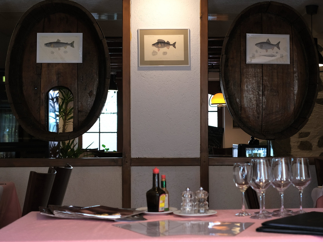 Restaurant Au vieux Caveau主图
