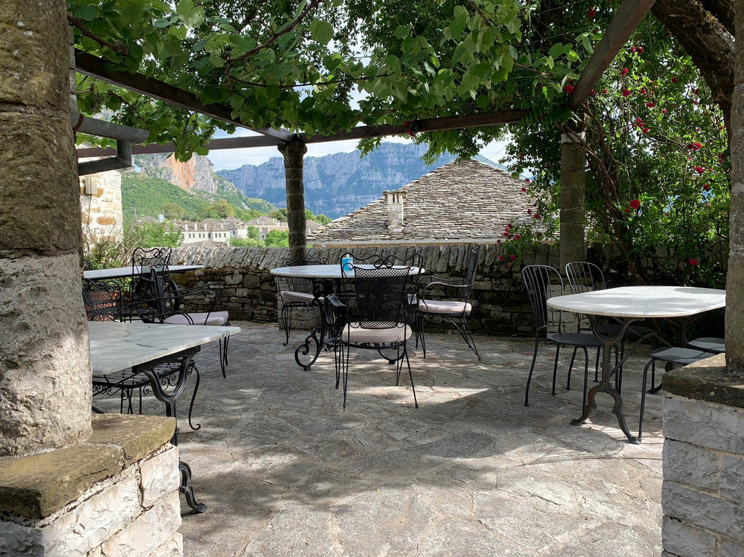 Saxonis Houses主图