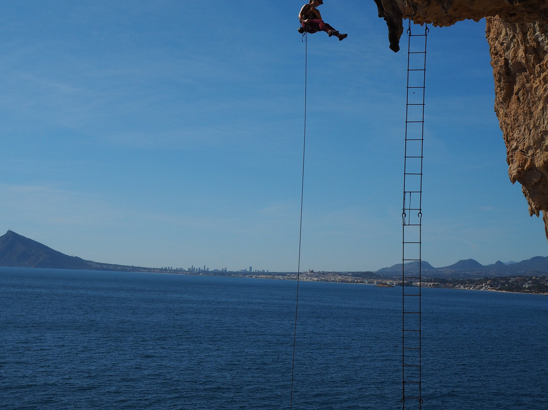 Paul Poole Mountaineering - Day Climbing景点图片