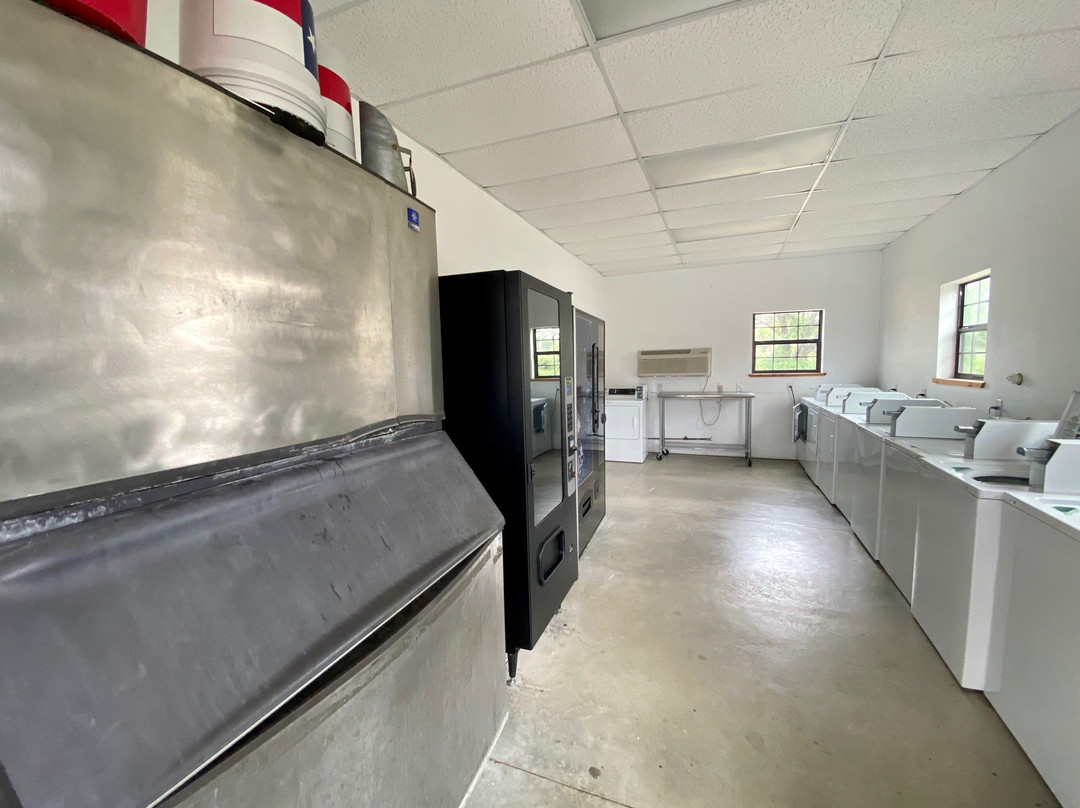 Brush Country Lodge主图