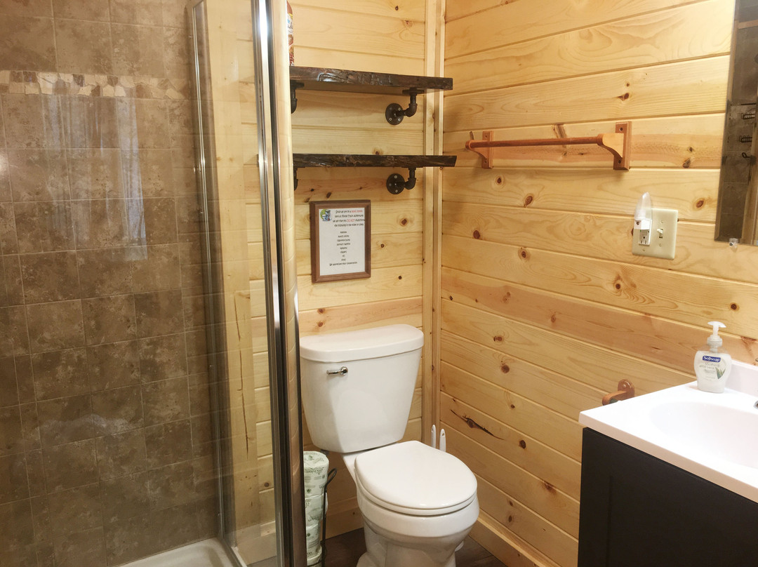 Moose Track Adventures主图