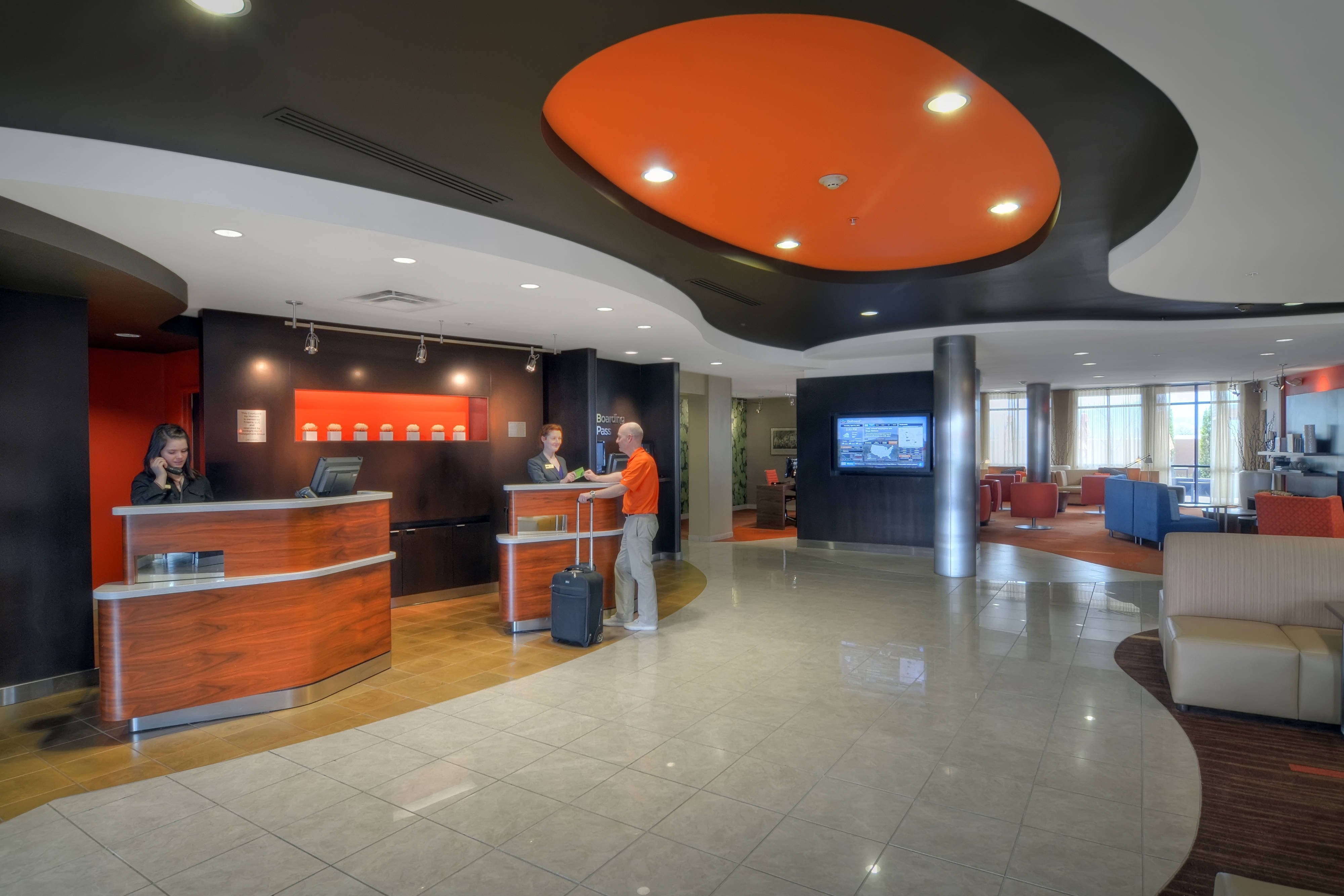 Courtyard by Marriott Medford Airport-官方