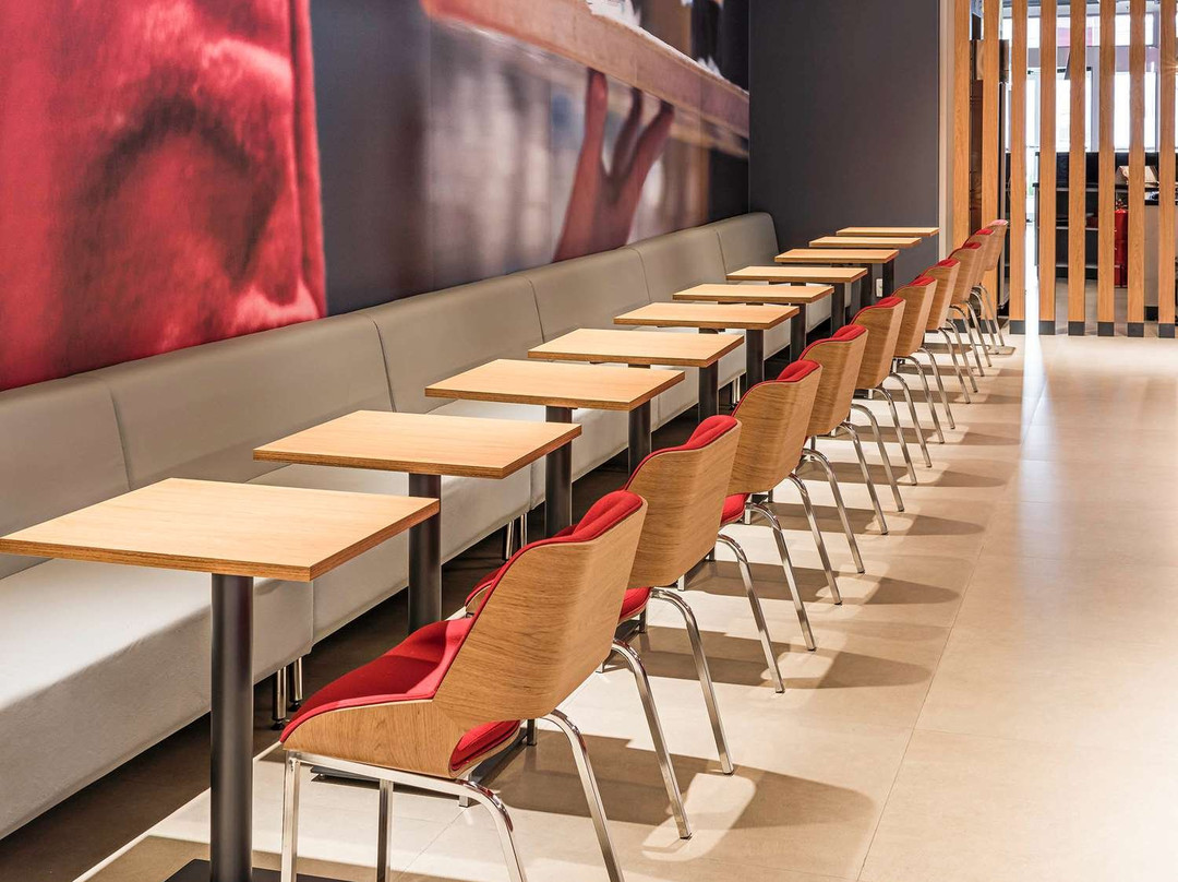 宜必思沙佩科酒店主图