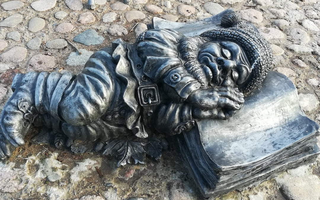 Sculpture Dwarfs Scientists景点图片