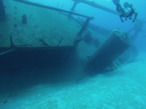 Cayman Diving-七哩滩必去景点