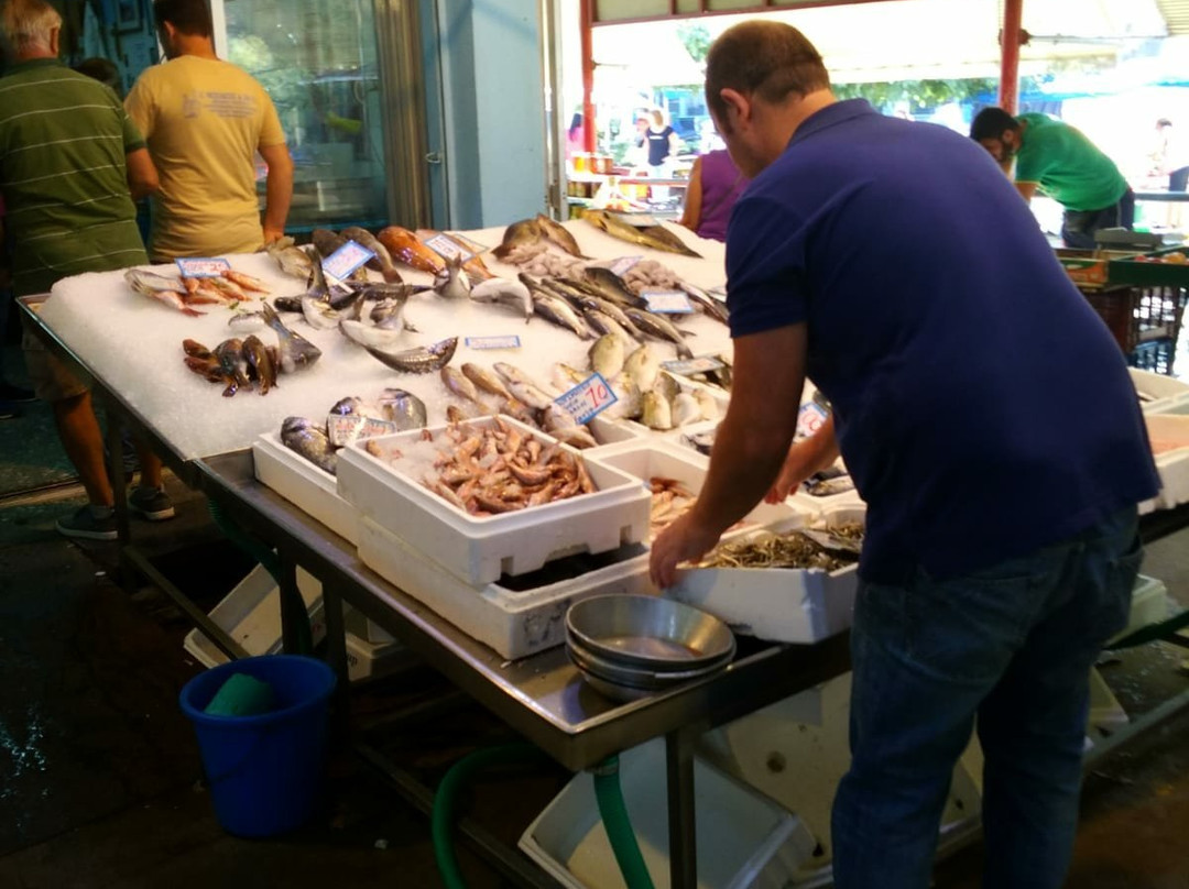 Kalamata Farmer's Market-卡拉马塔必去景点