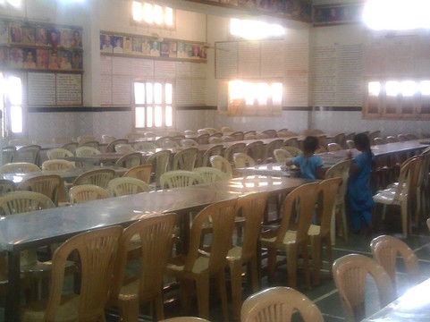 Narayan Sarovar-普杰必去景点