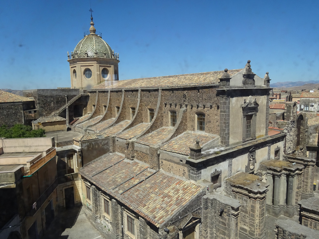Chiesa di Maria Santissima Assunta-Adrano必去景点