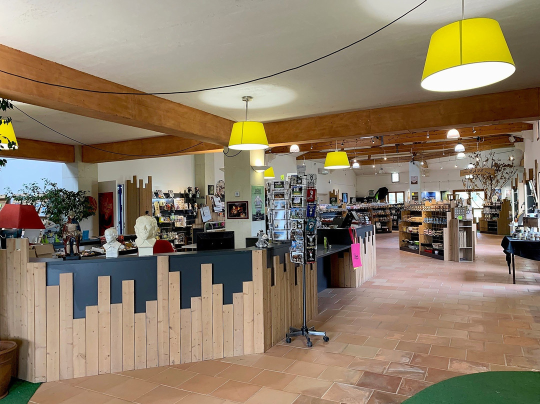 Maison de Pays du Loudunais-Chalais必去景点