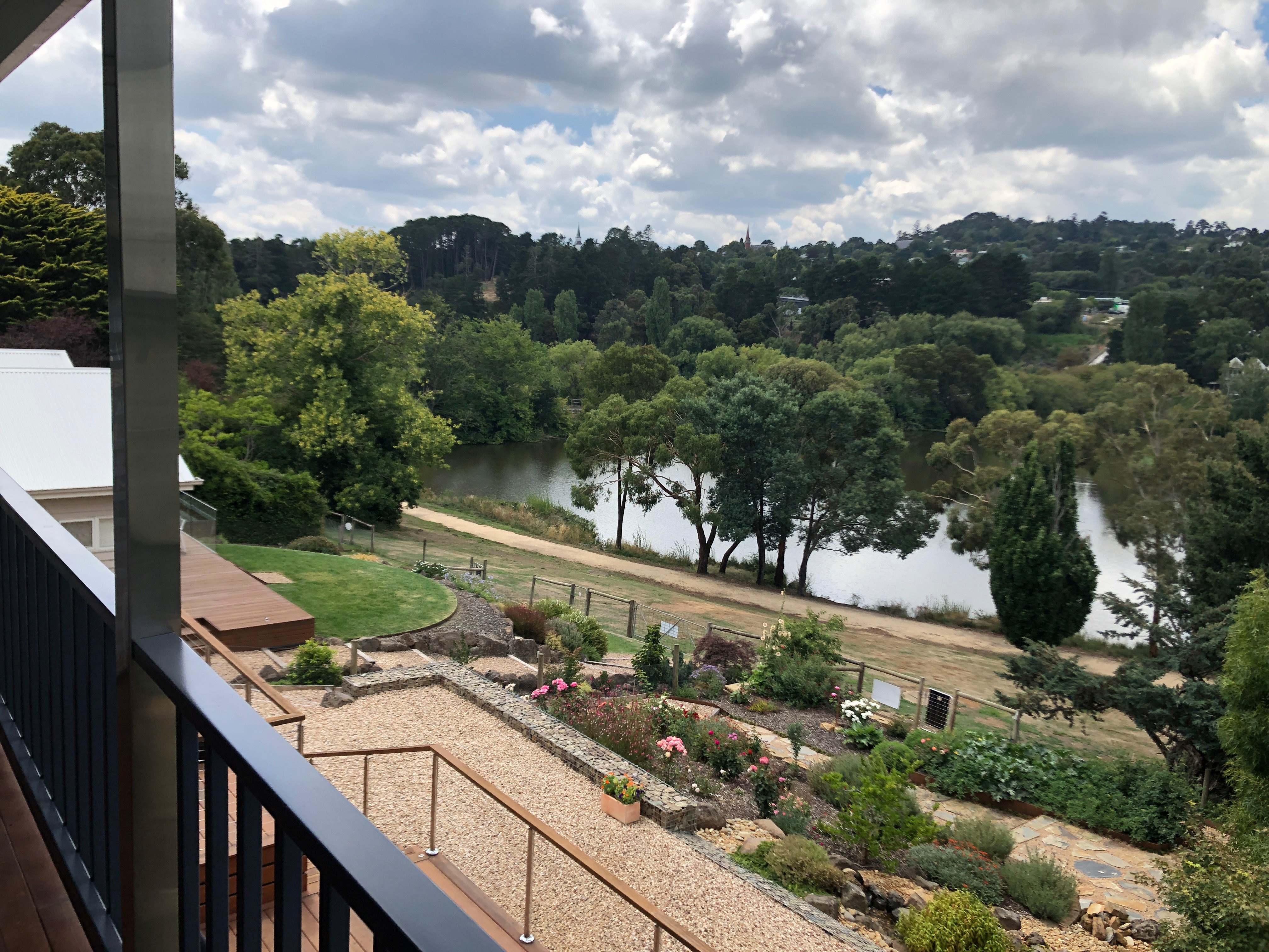 Balconies Lakeside-酒店景观