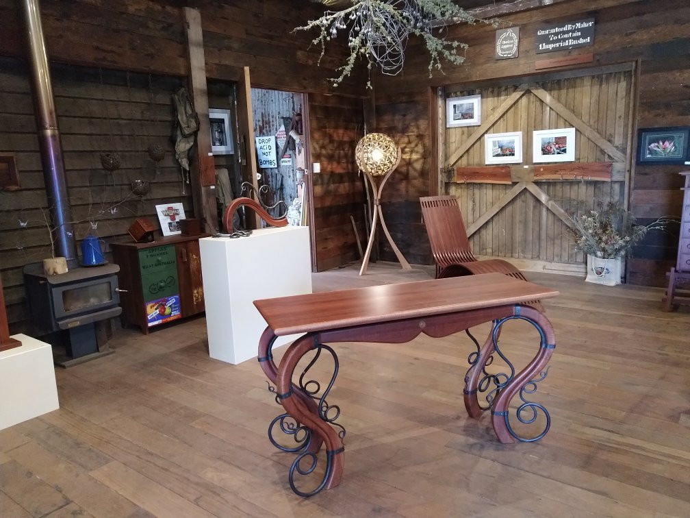 Corkescrew Gallery-Mount Barker必去景点