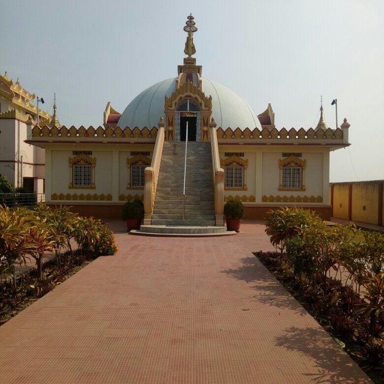 The Royal Residency Sankisa-portrait