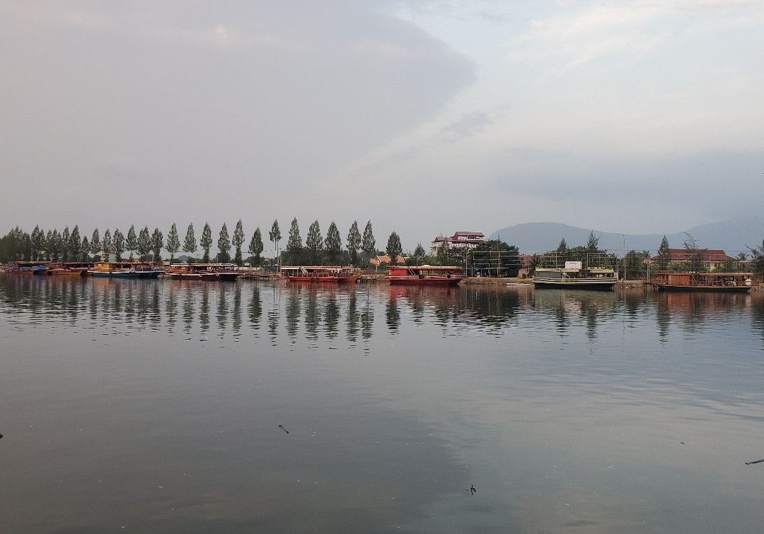 库尔贡布旅馆主图