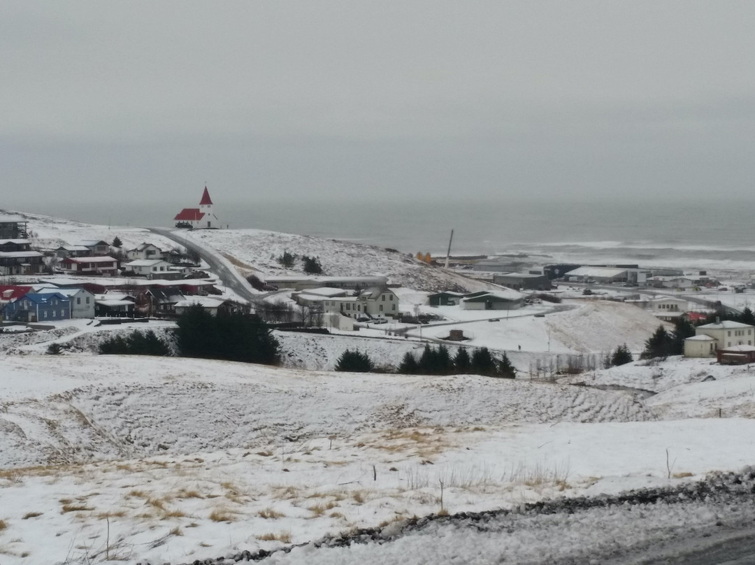 卡瑞纳旅馆主图