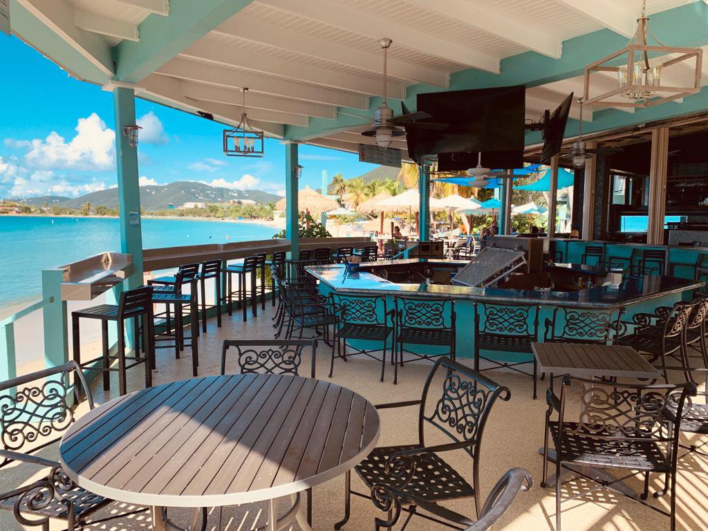 Emerald Beach Bar