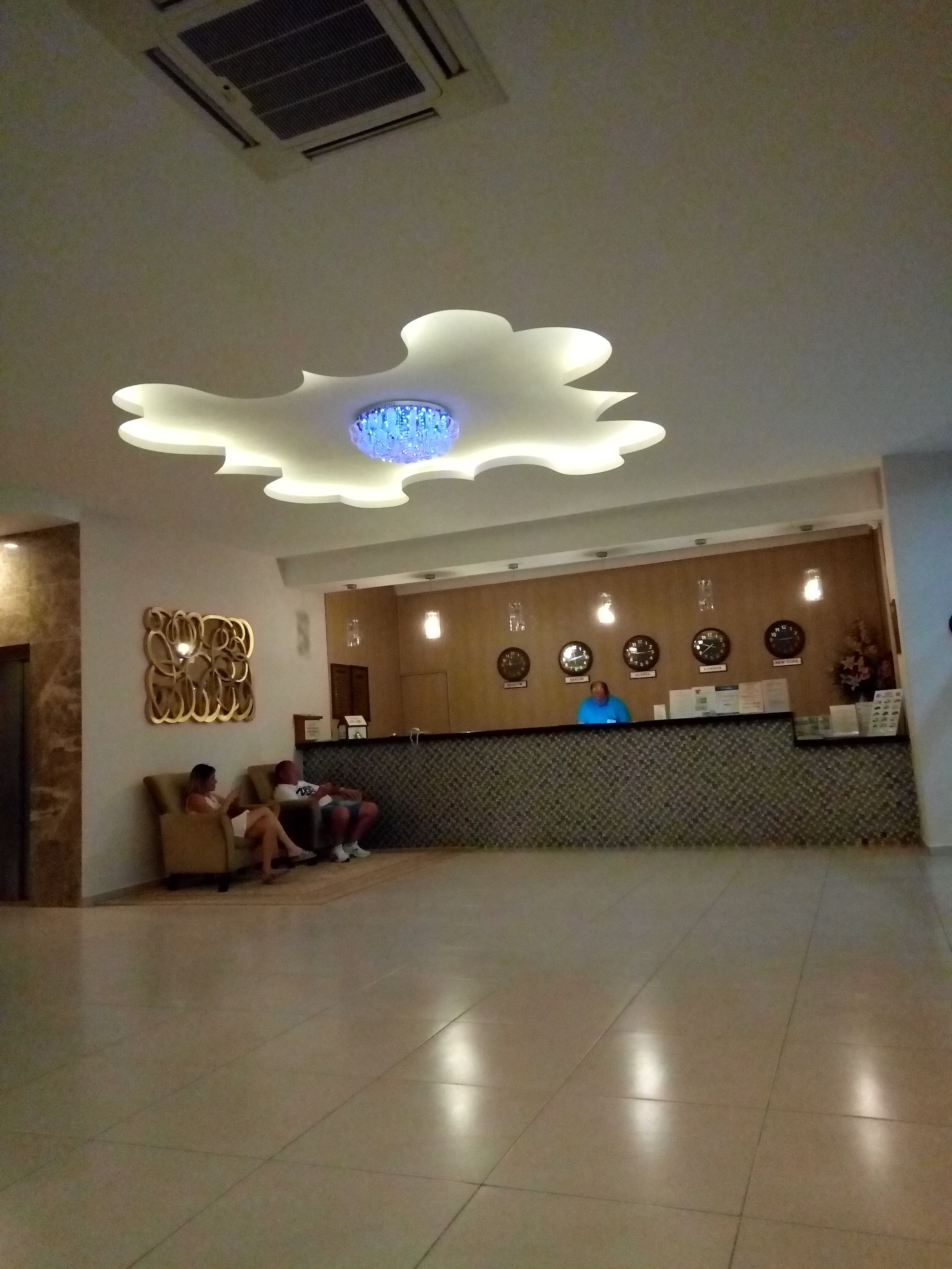 Blue Fish Hotel-浴室
