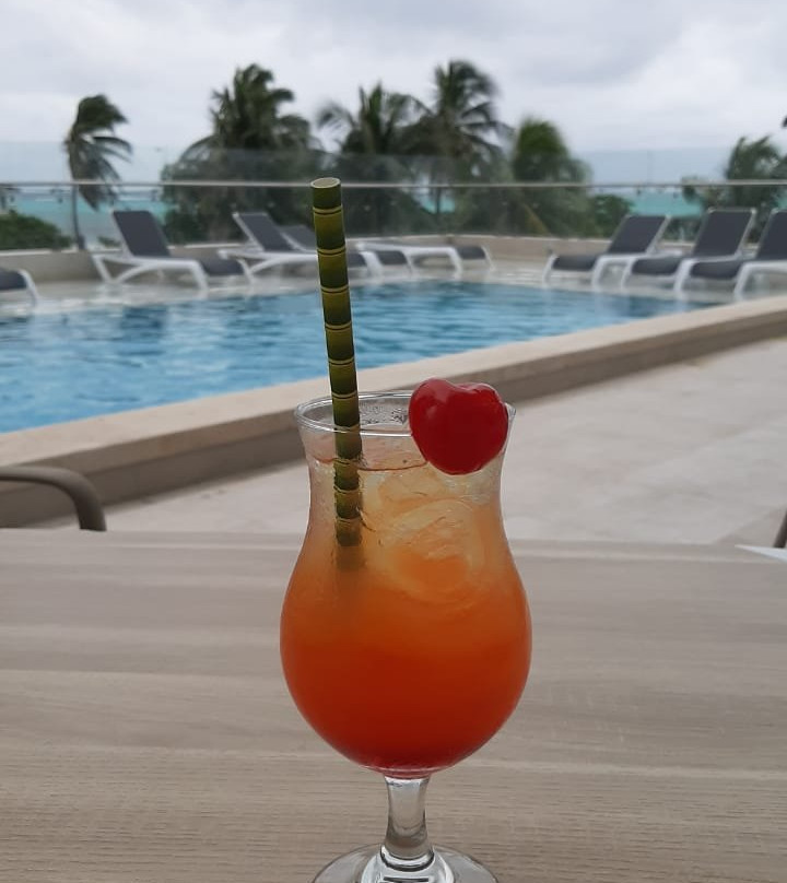 萨马威酒店主图