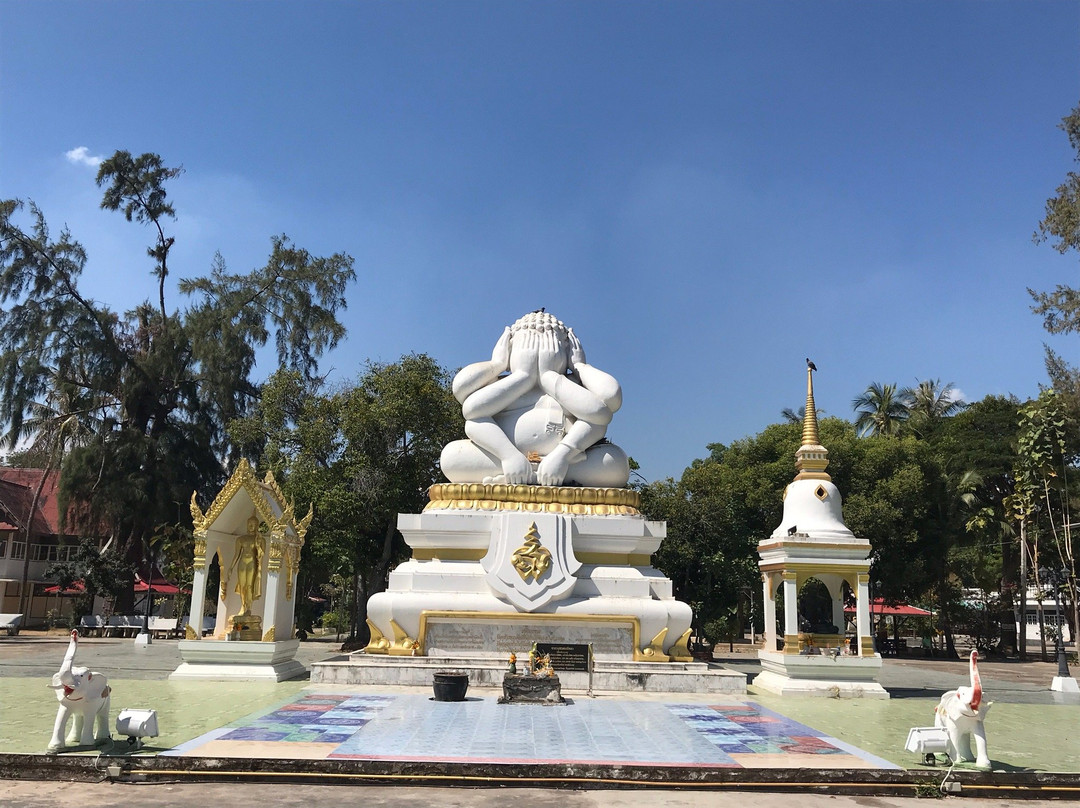 Wat Nerachararam景点图片