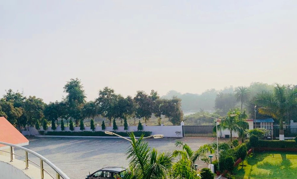 The Elegance by AKJ Resort主图