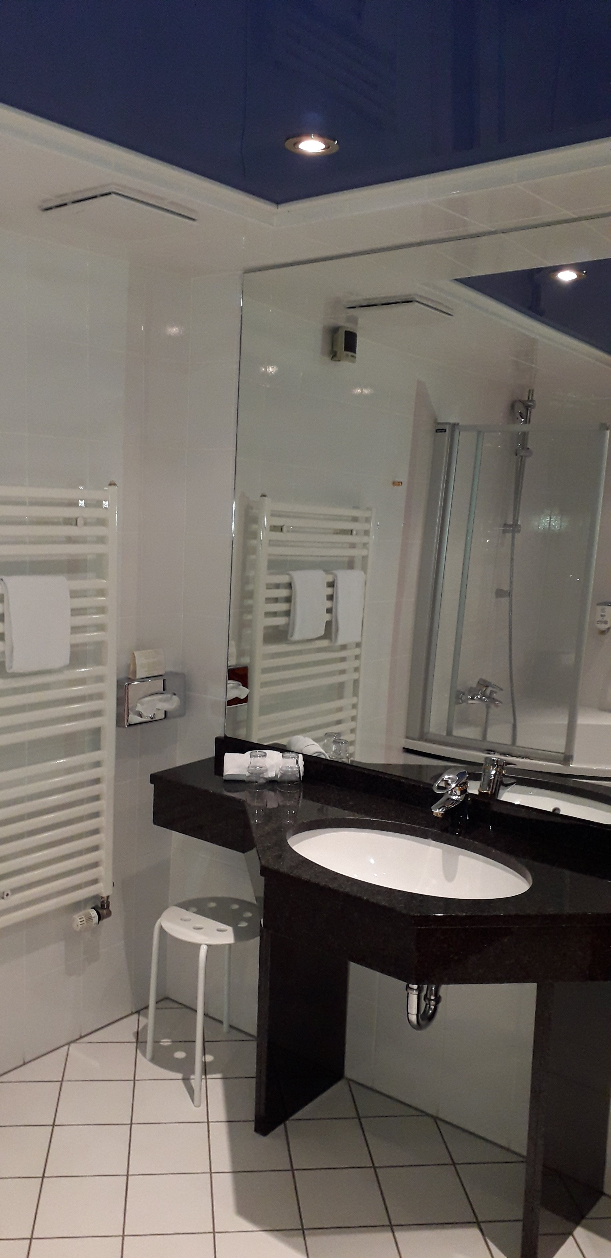 库尼尔酒店-portrait