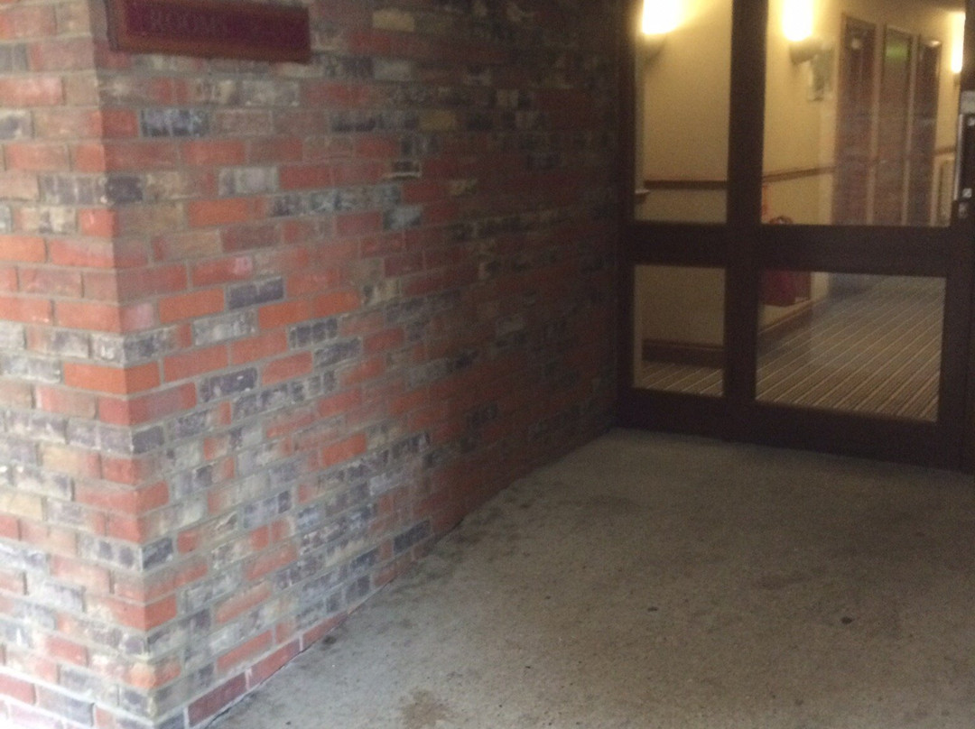 The Oysterfleet Hotel主图