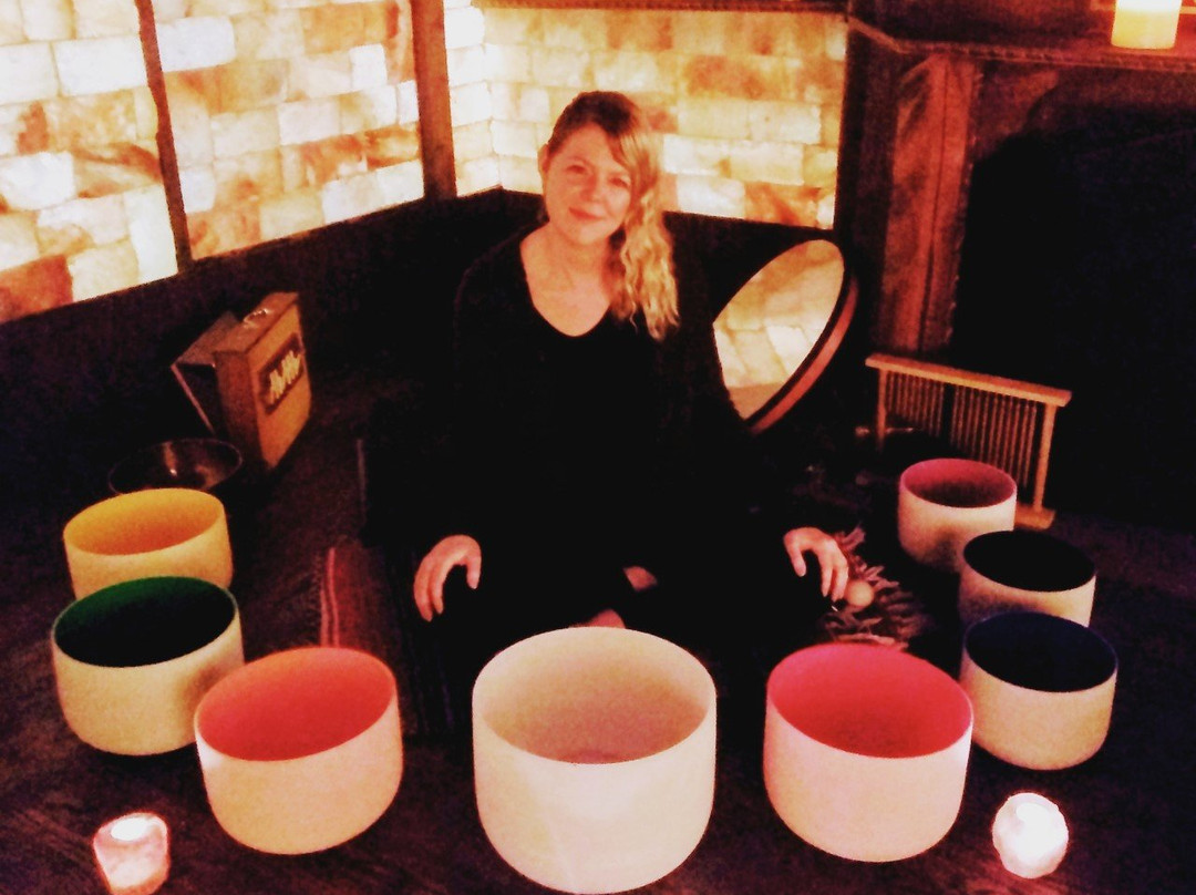 Under The Elder Tree Apothecary & Healing Arts-Wheeling必去景点