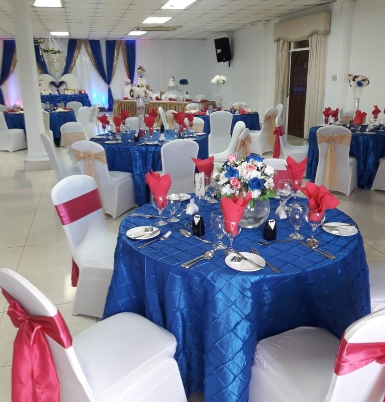 Medallion Hall Hotel主图