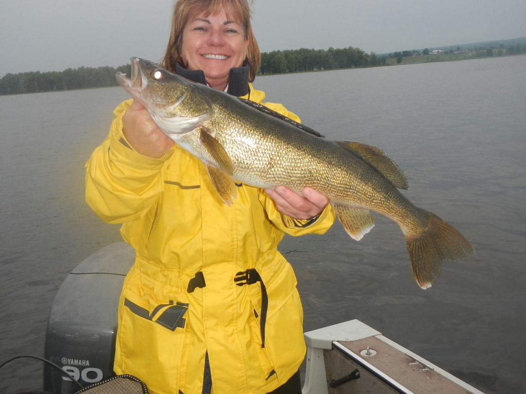 Ottawa River Guided Fishing景点图片