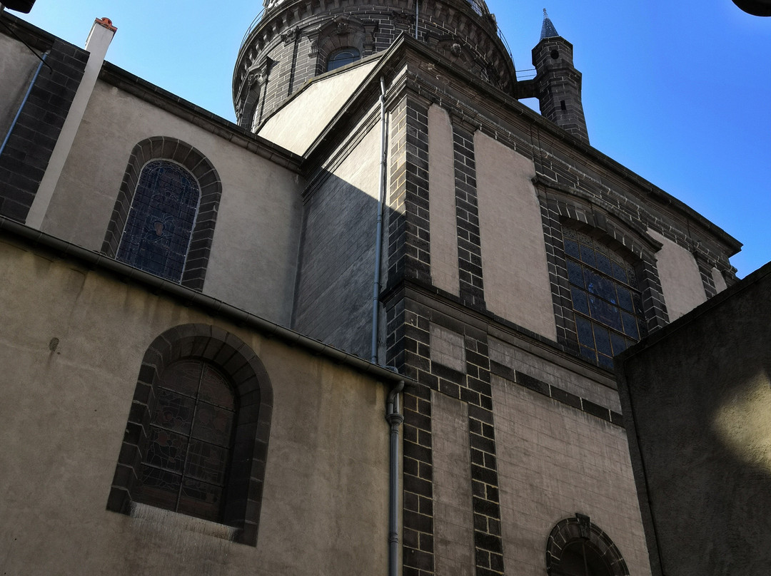 Eglise Saint-Pierre-des-Minimes-克莱蒙费朗必去景点