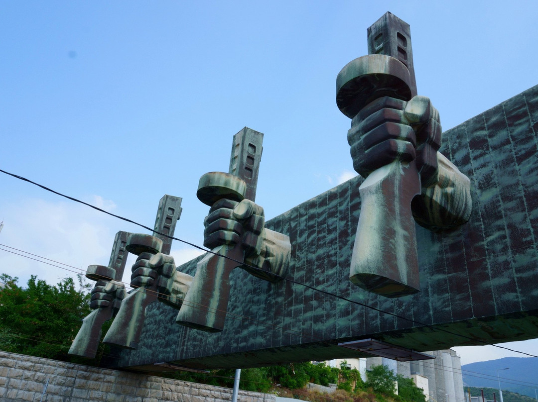 Monument Ensemble Line of Defense景点图片