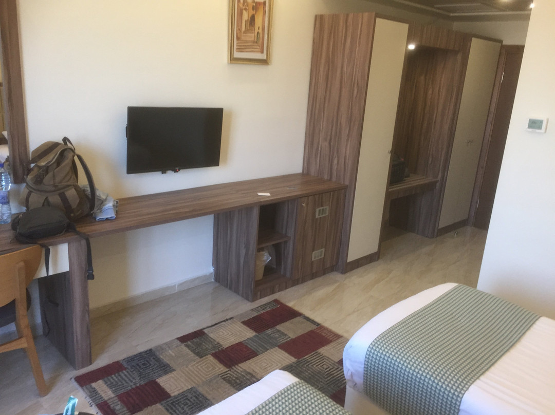 Paradise Premium Hotel主图