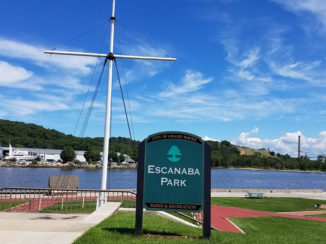 格兰德黑文旅游景点-Escanaba Park