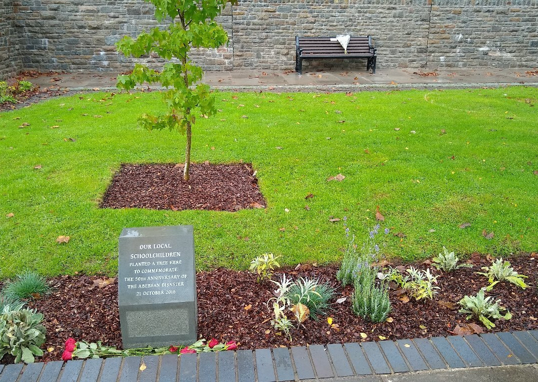 Aberfan Disaster Memorial Garden景点图片