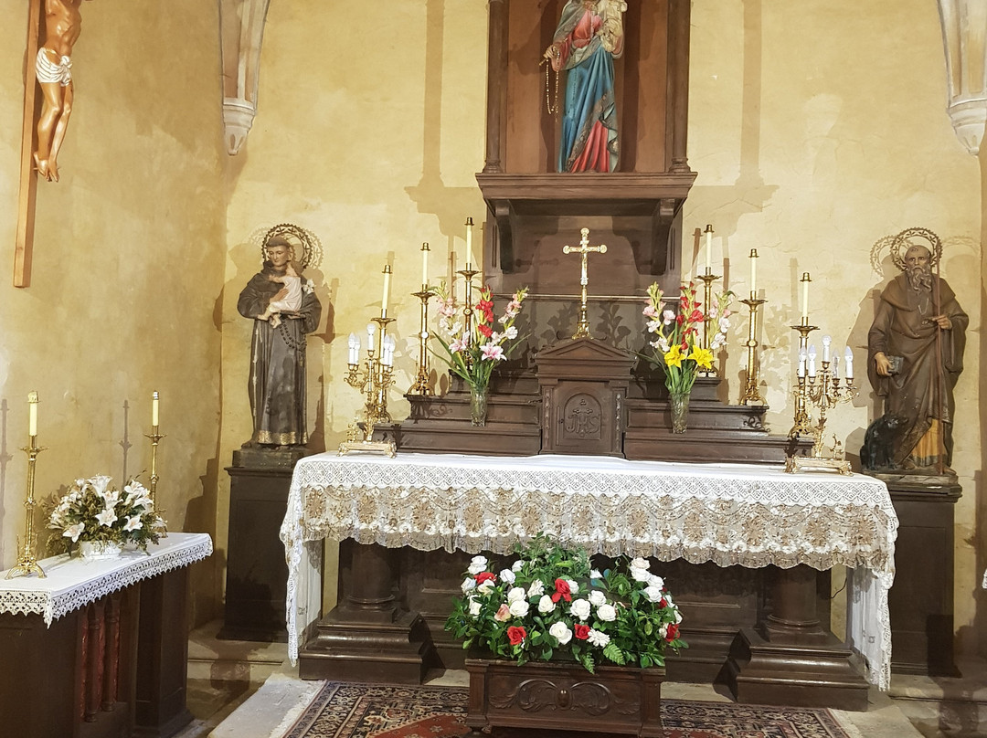 Iglesia de Santa Maria de Llas景点图片