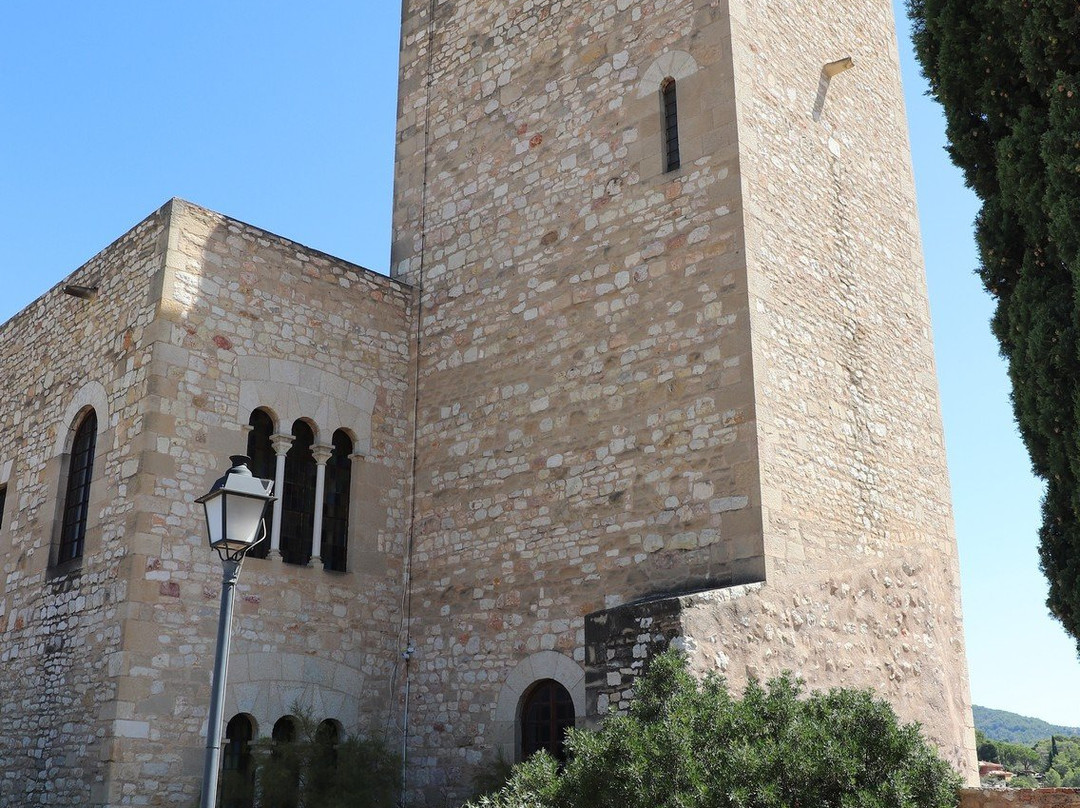 Castillo De La Zuda主图
