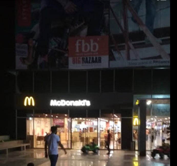 Upal Universal Mall景点图片