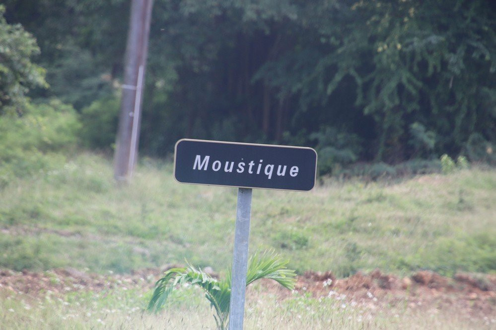 Mosquito Beach-Saint Louis必去景点