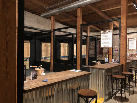 Grizzly's Hatchet House-Danville必去景点