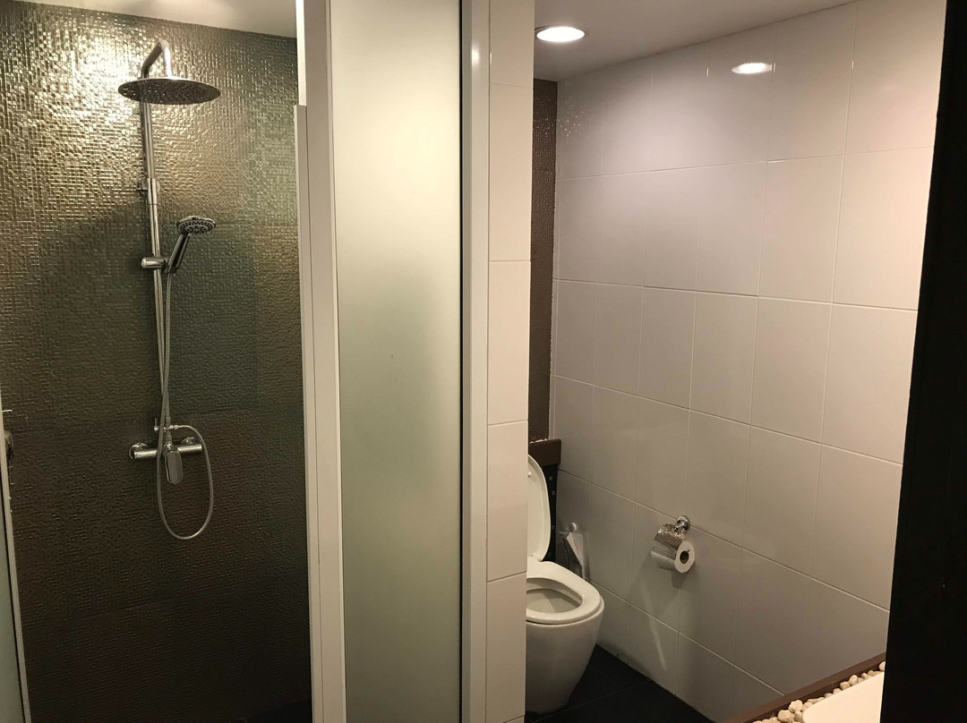 德坎万酒店主图