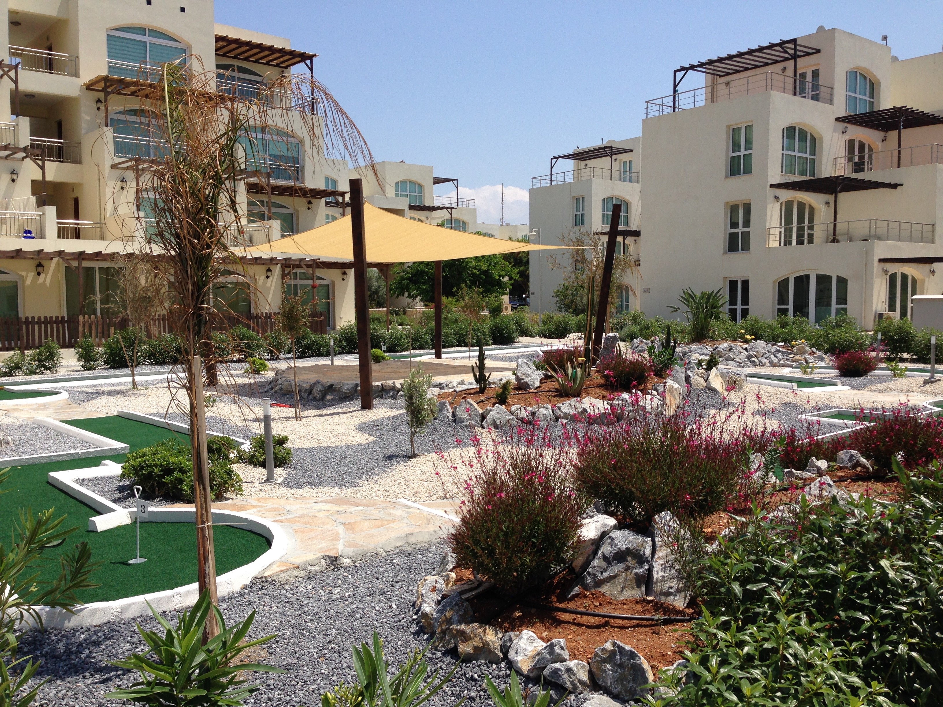 Aphrodite Beachfront Resort-官方