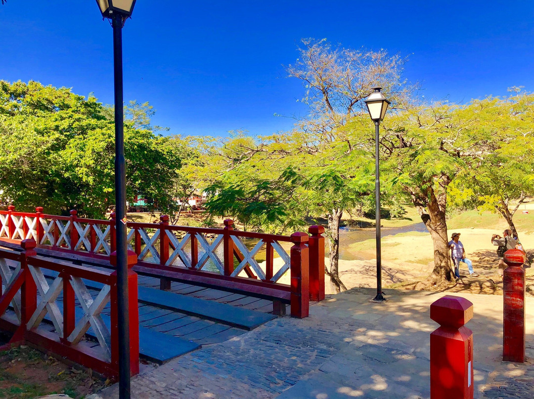 Ponte Sobre o Rio das Almas景点图片