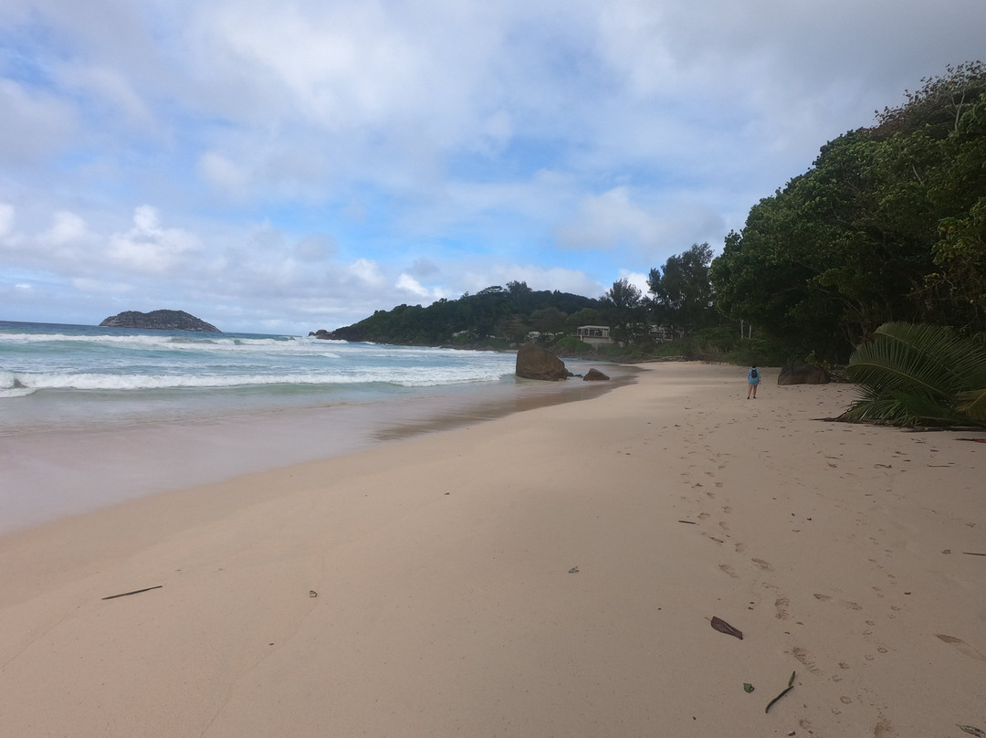 Grand Anse beach景点图片