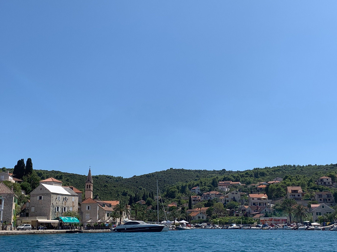 Transfer service Split-Splitska必去景点