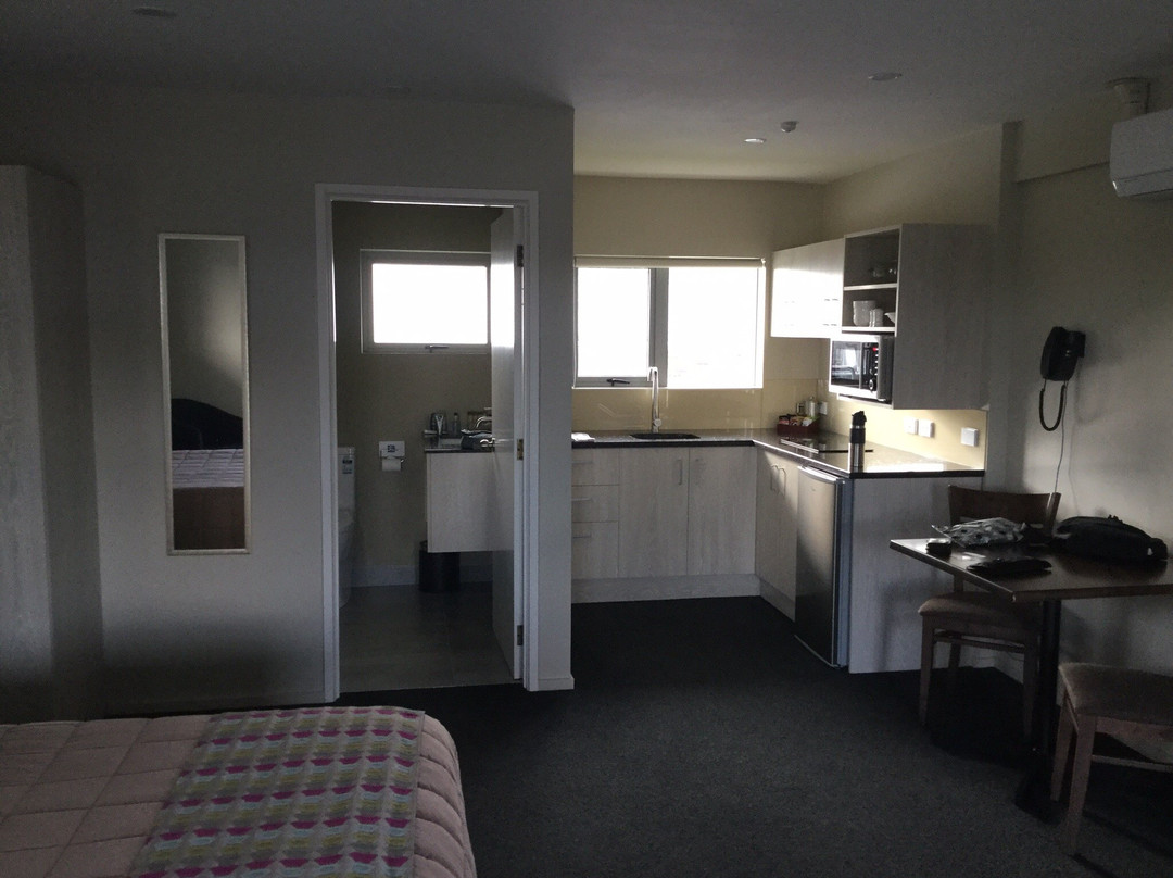 Ellerslie Palms Motel主图