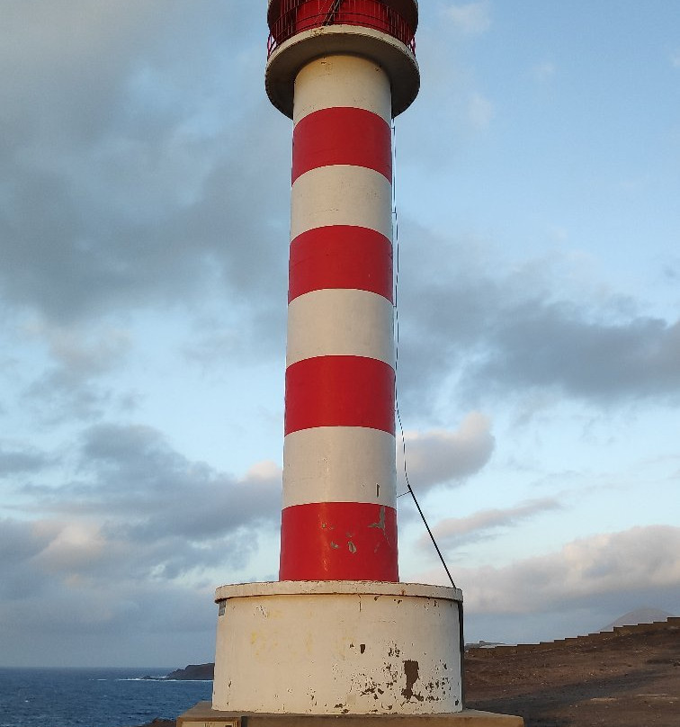 Punta Sardina Lighthouse景点图片