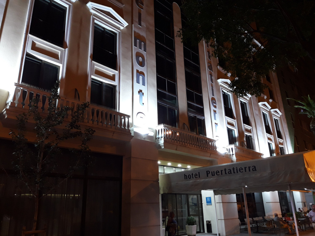 蒙泰波尔塔提亚拉酒店主图