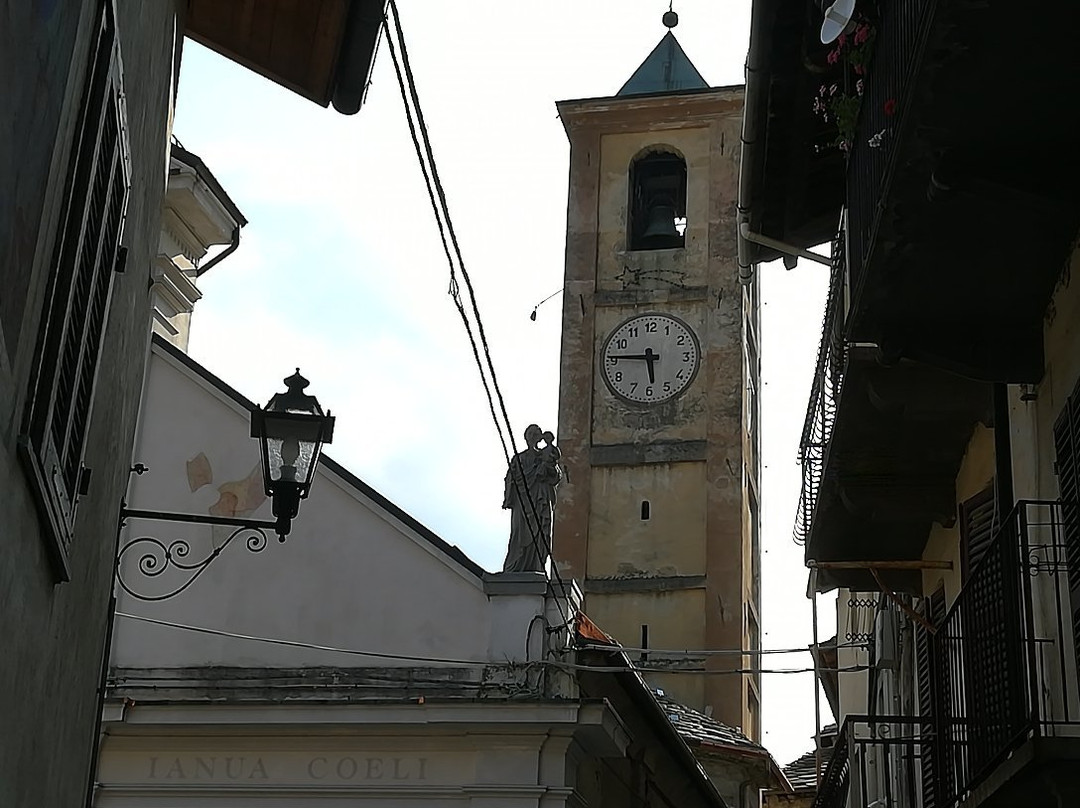 Chiesa di San Giacomo-Sparone必去景点