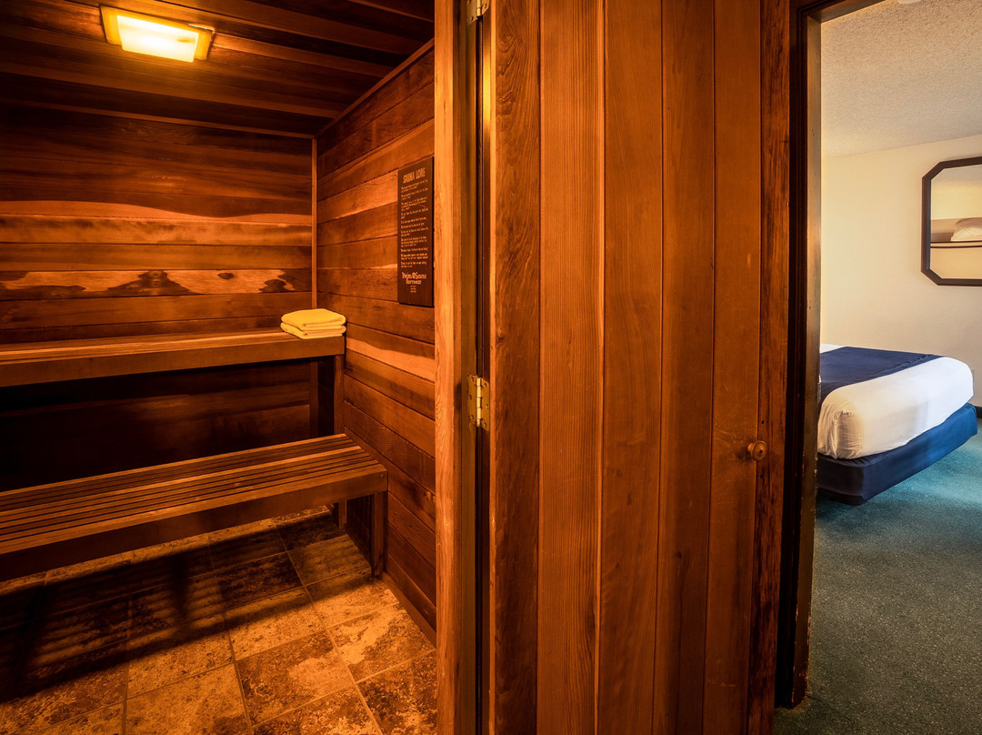 Chateau Westport Hotel主图